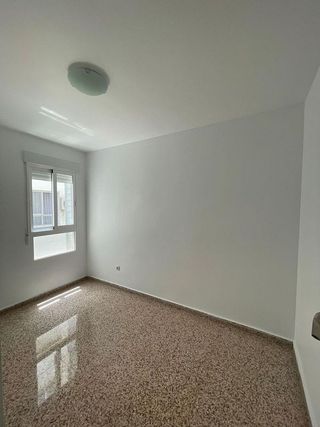 Piso en alquiler en Ensanche - Diputación en Alicante