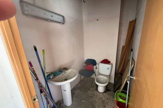 Local comercial en venta en Deltebre