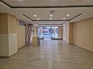 Local comercial en venta en El Parque - Zapatón en Torrelavega