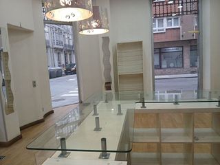 Local comercial en alquiler en Centro en Gijón