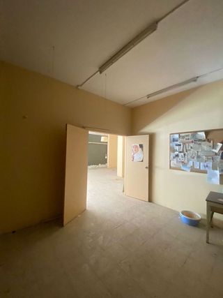 Local comercial en alquiler en Instituts - Universitat en Lleida