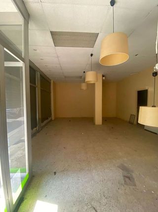 Local comercial en alquiler en Instituts - Universitat en Lleida