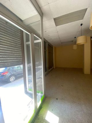 Local comercial en alquiler en Instituts - Universitat en Lleida