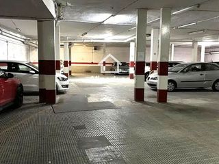 Garaje en venta en Ensanche - Diputación en Alicante