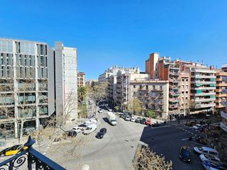 Piso en alquiler en El Baix Guinardó en Barcelona