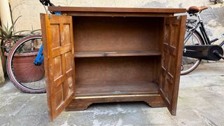 Taquillón antiguo estilo español madera