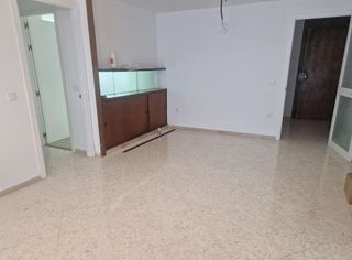 Piso en alquiler en Los Remedios en Sevilla