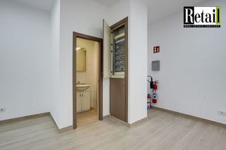 Local comercial en alquiler en Zona Industrial en Barbera del Vallès