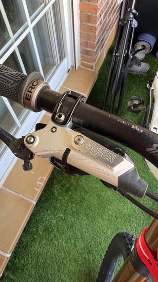 YT Tues Core 4 2025, talla M