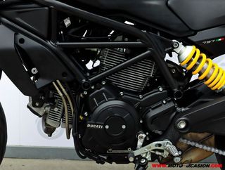 DUCATI MONSTER 797 ¿A2?