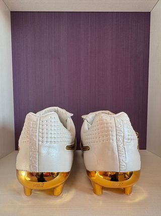 Botas Fútbol Nike Tiempo Legend R10 Oro