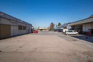 Nave industrial en venta en Maracena