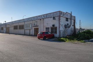 Nave industrial en venta en Maracena