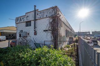 Nave industrial en venta en Maracena