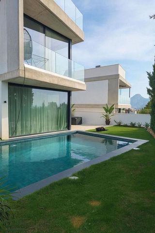 Chalet en alquiler en Nueva Andalucía centro en Marbella