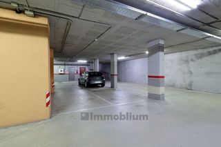 Garaje en venta en Via Europa - Parc Central en Mataró