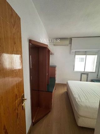 Piso en alquiler en Pacífico en Madrid