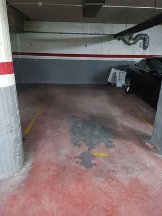 Garaje en venta en Centre - Cordelles en Cerdanyola del Vallès