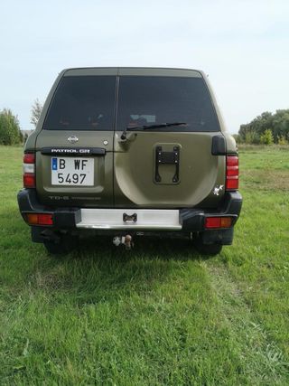 Nissan Patrol y61
