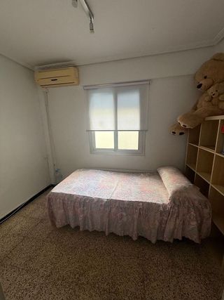 Piso en alquiler en Avda. de Abril. - 9 de octubre en Sagunto