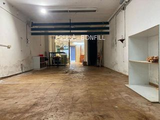 Local comercial en alquiler en Centre en Badalona