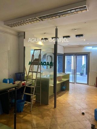 Local comercial en alquiler en Centre en Badalona