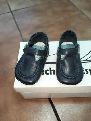Zapatos de bebé azul marino