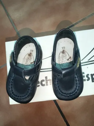 Zapatos de bebé azul marino