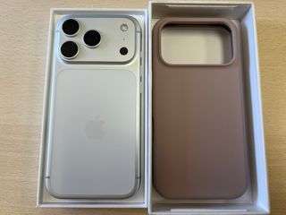 iPhone 17 Pro Plata/Blanco Nuevo