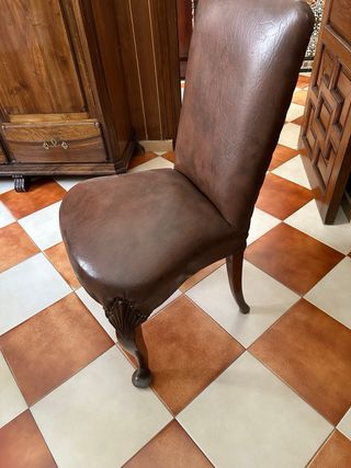 Pareja Sillas Clásicas Cuero Marrón