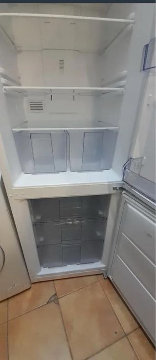 Oferta Nevera y lavadora blanca