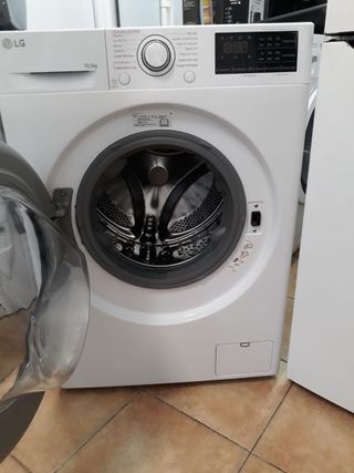 Oferta Nevera y lavadora blanca