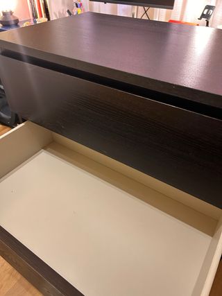 Cómoda MALM Ikea 4 cajones negra