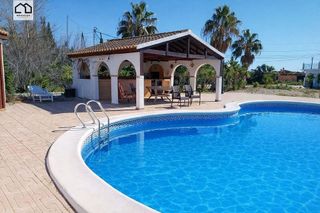 Chalet en alquiler en Crevillent