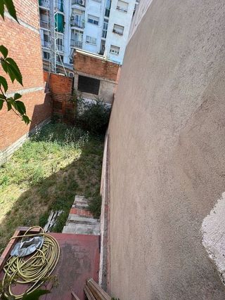 Local comercial en venta en Singuerlín - Can Franquesa - Les Oliveres en Santa Coloma de Gramanet