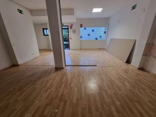 Local comercial en alquiler en Constitución-El Balconcillo en Guadalajara