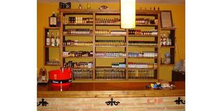 Local comercial en venta en Avda. de Abril. - 9 de octubre en Sagunto