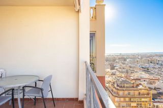 Piso en venta en Playa de los Locos en Torrevieja