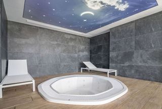 Piso en alquiler en Los Naranjos - Las Brisas en Marbella