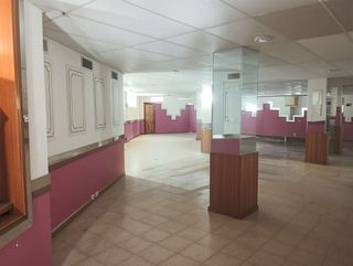 Local comercial en venta en Montijo