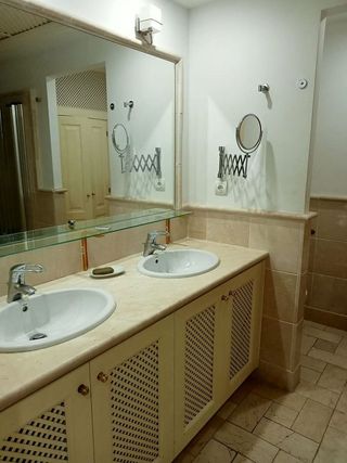 Piso en venta en Río Real en Marbella