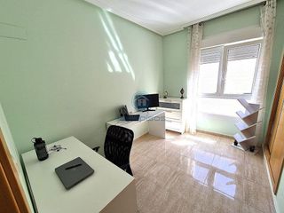 Ático en venta en Florida Baja en Alicante