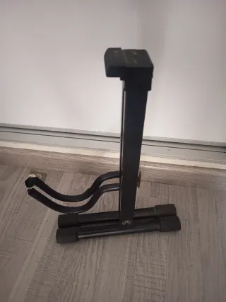 Soporte para guitarra negro