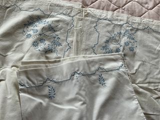 Juego sábanas Lino muy antiguas bordadas a mano