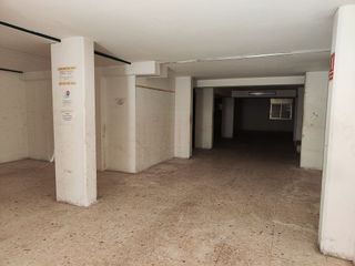 Local comercial en venta en Torrent Ballester en Viladecans
