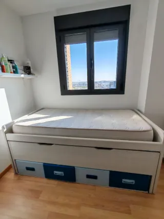 Conjunto camas nido, con dos colchones y cajonera