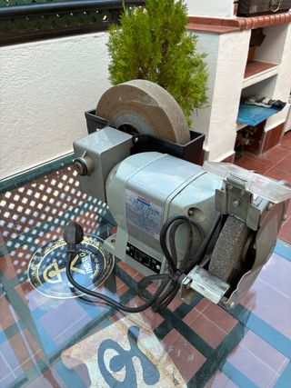 Esmeriladora de mesa