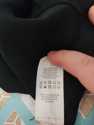 Camiseta negra asimétrica talla xs Primark