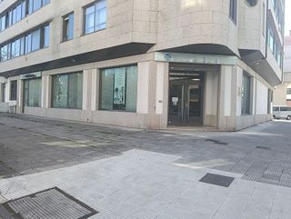 Local comercial en alquiler en Zona Fernández Ladreda en Pontevedra
