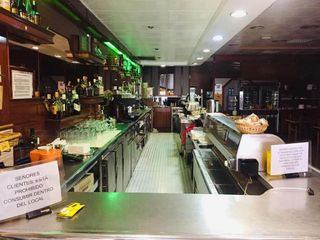 Nave industrial en venta en Torrent Ballester en Viladecans